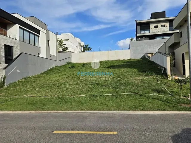 Terreno com 523m², à venda, no bairro Condomínio Residencial Alphaville em São José dos Campos