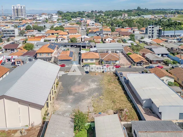 Terreno com 1000m², para alugar, no bairro Centro em Carambeí