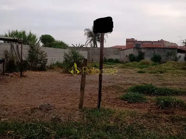 Terreno com 350m², à venda, no bairro Pedro Leme em Roseira