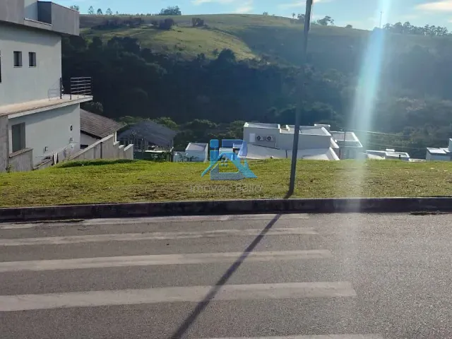 Terreno com 411m², à venda, no bairro Bairro Itapema em Itatiba