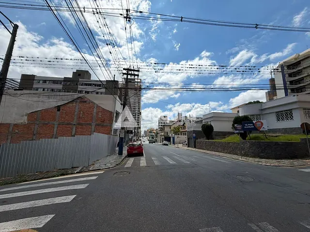 Terreno com 235m², à venda, no bairro Centro em Ponta Grossa