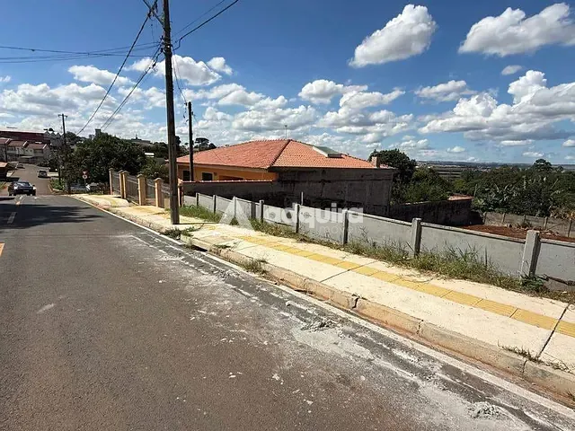 Terreno com 500m², à venda, no bairro Oficinas em Ponta Grossa