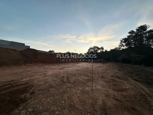 Terreno com 1839m², à venda, no bairro salto em Salto de Pirapora