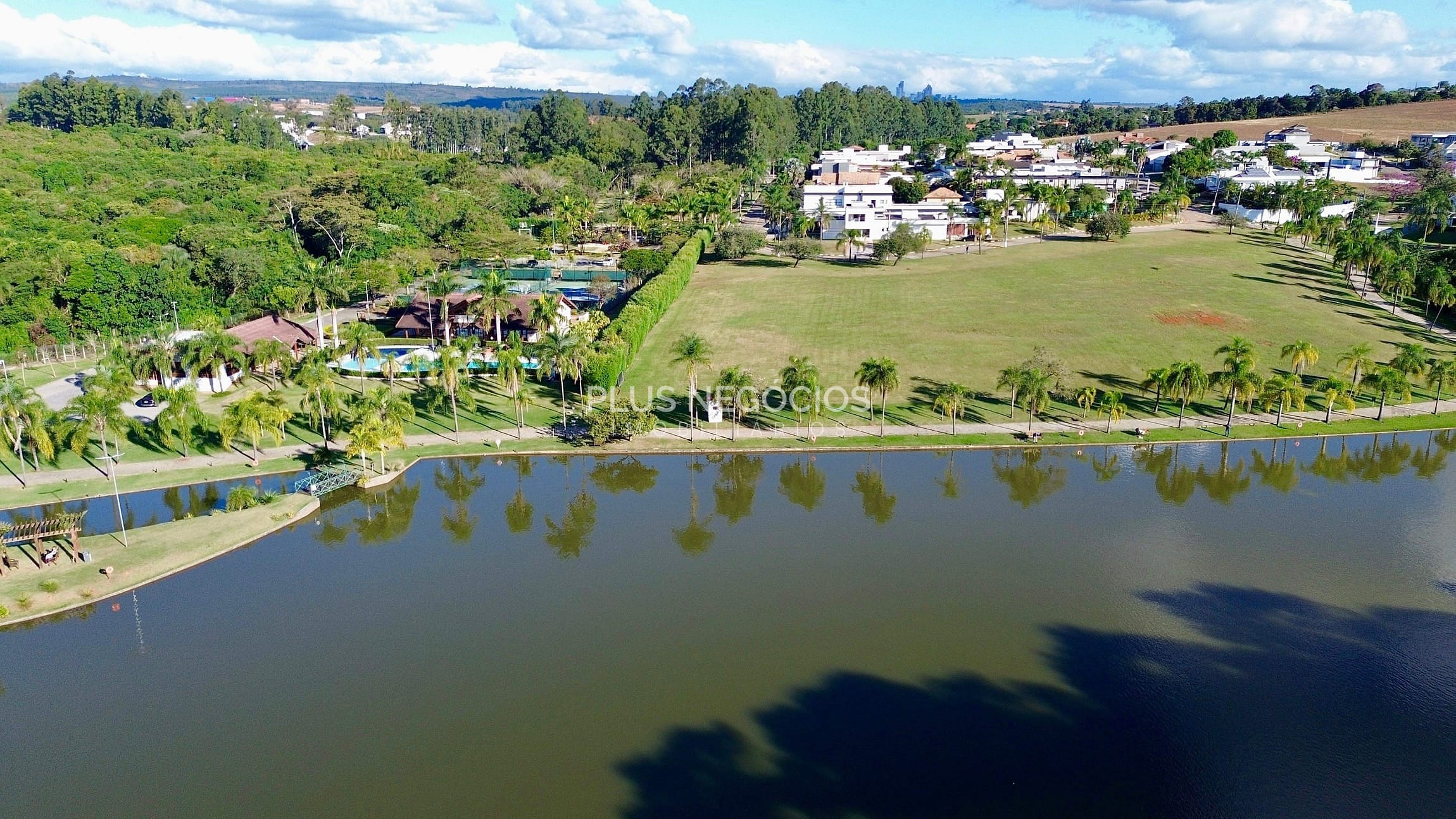 Terreno à venda, 1800m² - Foto 12