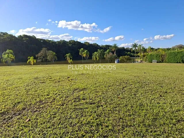 Terreno com 1800m², à venda, no bairro Parque Reserva Fazenda Imperial em Sorocaba