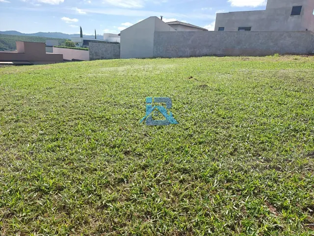 Terreno com 590m², à venda, no bairro Residencial 7 Lagos em Itatiba