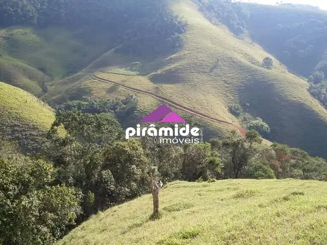 Terreno com 121000m², à venda, no bairro São Francisco Xavier em São José dos Campos