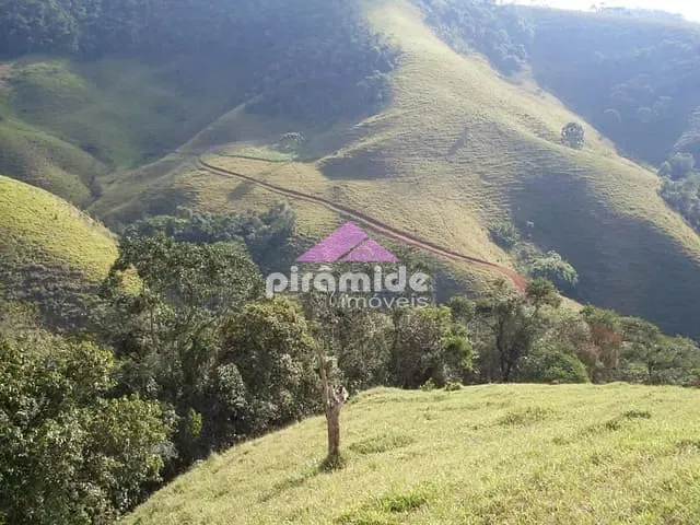 Terreno com 121000m², à venda, no bairro São Francisco Xavier em São José dos Campos