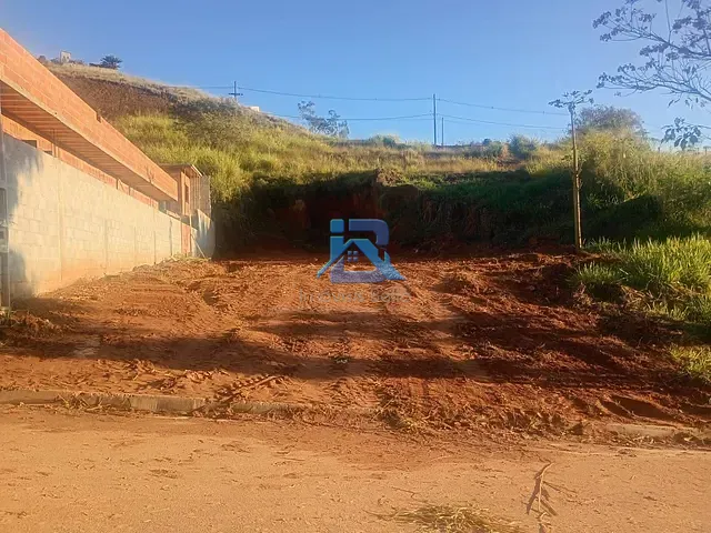Terreno com 360m², à venda, no bairro Núcleo Residencial Porto Seguro em Itatiba