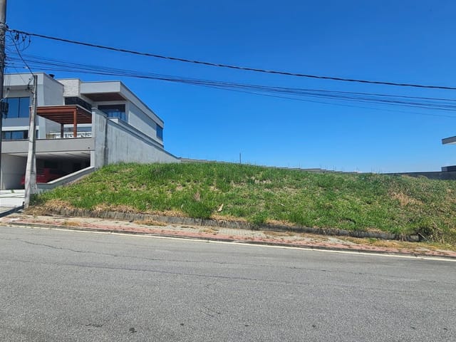 Terreno com 479m², à venda, no bairro Condomínio Residencial Jaguary em São José dos Campos