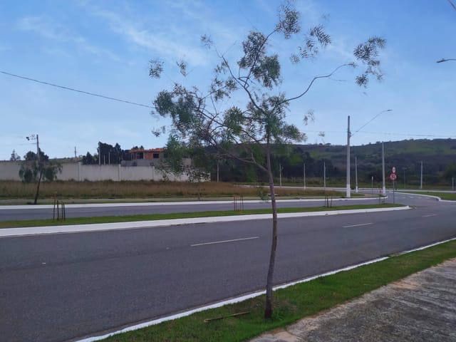 Terreno com 250m², à venda, no bairro Abaete em Taubaté