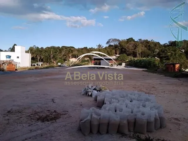 Terreno à venda, no bairro Chácara Tropical (Caucaia do Alto) em Cotia
