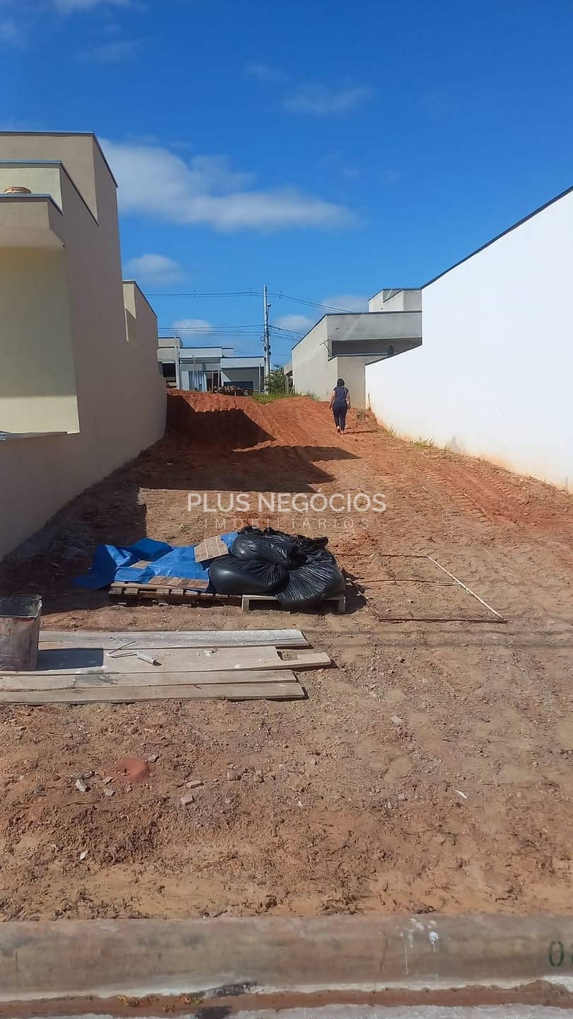 Terreno, 157 m² - Foto 2