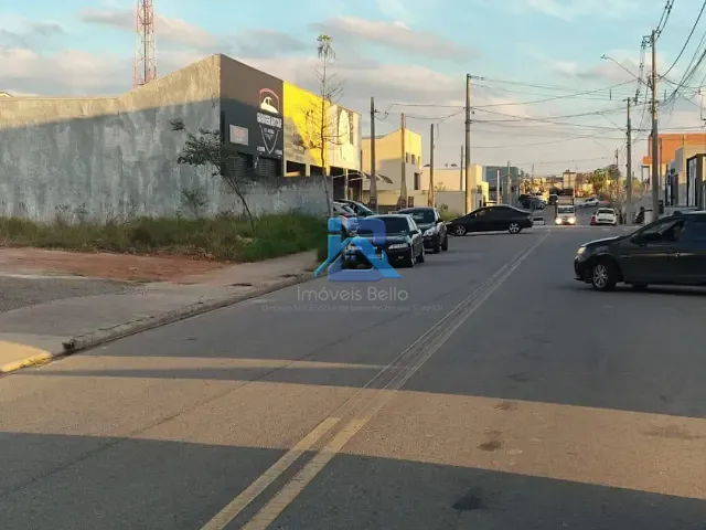 Terreno com 250m², à venda, no bairro Jardim Verona em Itatiba