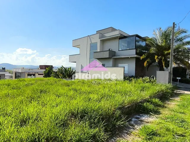 Terreno com 450m², à venda, no bairro Urbanova em São José dos Campos