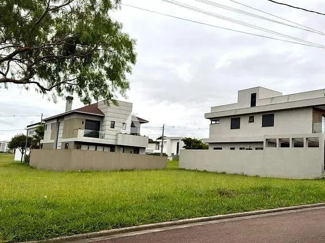 Terreno com 622m², à venda, no bairro Jardim Carvalho em Ponta Grossa