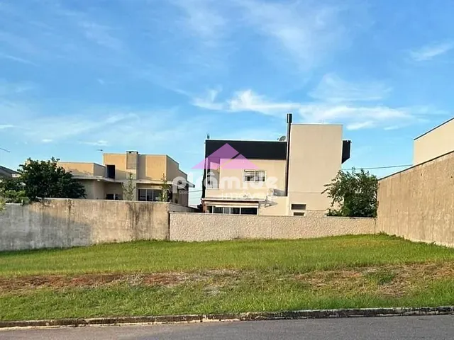 Terreno com 300m², à venda, no bairro Condomínio Terras do Vale em Caçapava