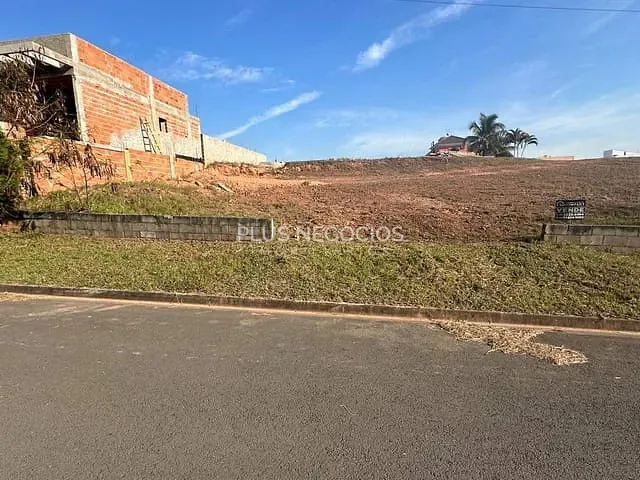 Terreno com 1000m², à venda, no bairro Chácaras Residenciais Santa Maria em Votorantim