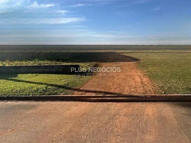 Terreno com 1000m², à venda, no bairro Chácaras Residenciais Santa Maria em Votorantim