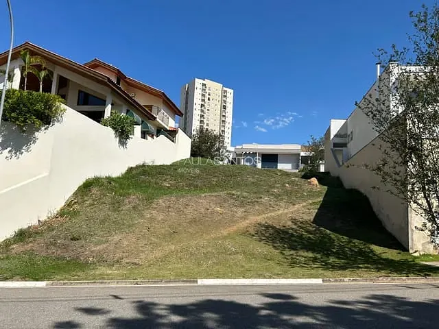 Terreno com 432m², à venda, no bairro Jardim Guadalajara em Sorocaba