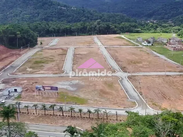 Terreno com 360m², à venda, no bairro Paraty em Paraty