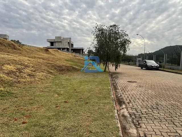 Terreno com 680m², à venda, no bairro Bairro Itapema em Itatiba