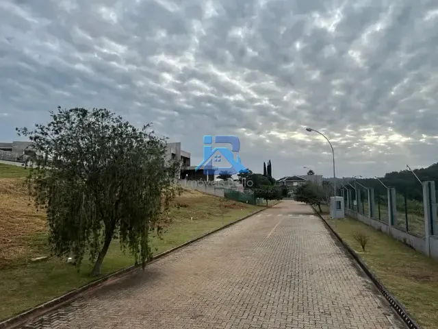 Terreno com 680m², à venda, no bairro Bairro Itapema em Itatiba