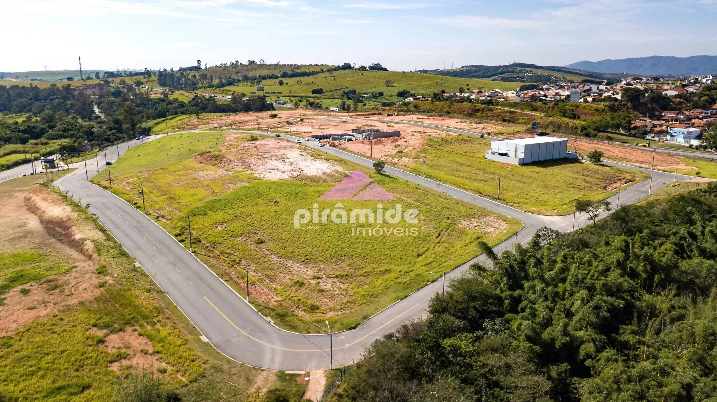 Terreno, 1424 m² - Foto 1