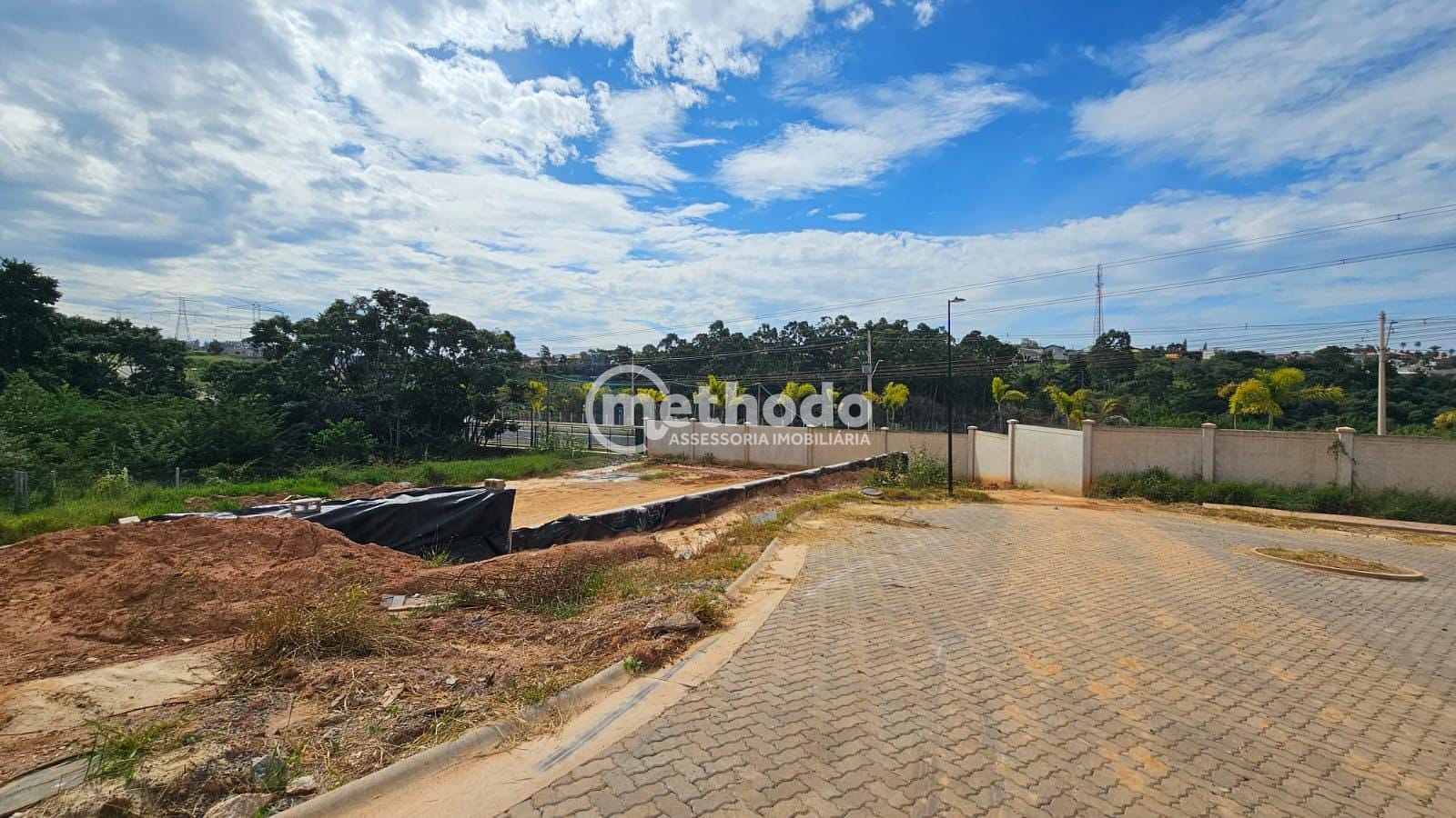 Terreno, 638 m² - Foto 1