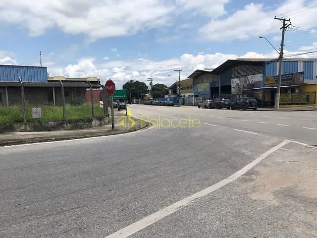 Terreno com 424m², à venda, no bairro Cidade Nova em Pindamonhangaba
