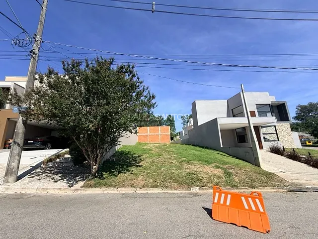 Terreno com 300m², à venda, no bairro Brigadeiro Tobias em Sorocaba