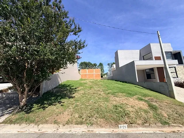 Terreno com 300m², à venda, no bairro Brigadeiro Tobias em Sorocaba