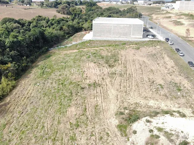 Terreno com 1690m², à venda, no bairro Itapeva em Votorantim