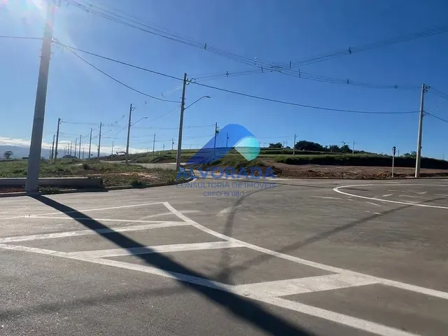 Terreno com 140m², à venda, no bairro Vila André Martins em Caçapava