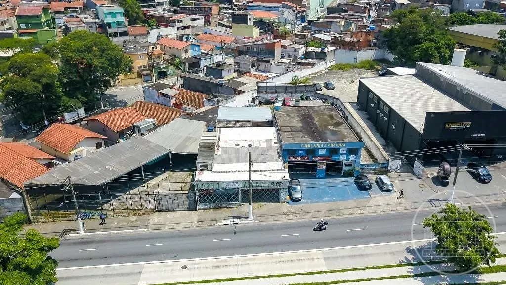 Terreno, 1600 m² - Foto 1