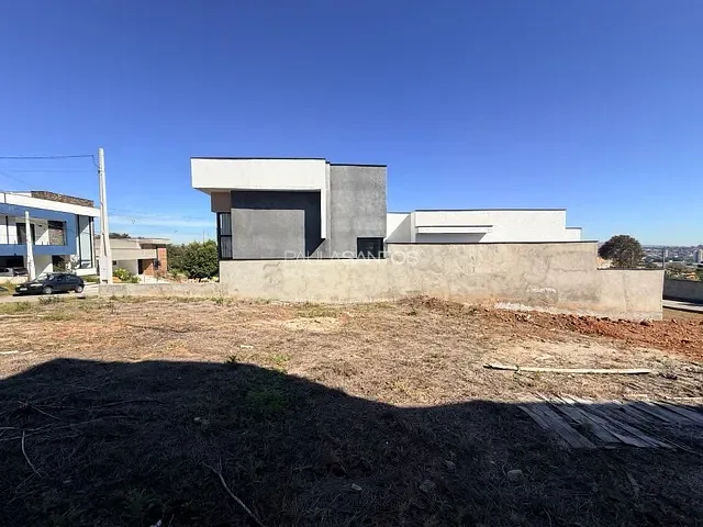 Terreno com 313m², à venda, no bairro Jardim Vila São Domingos em Sorocaba