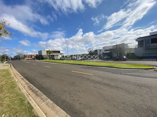 Terreno com 457m², à venda, no bairro Alphaville Nova Esplanada em Votorantim