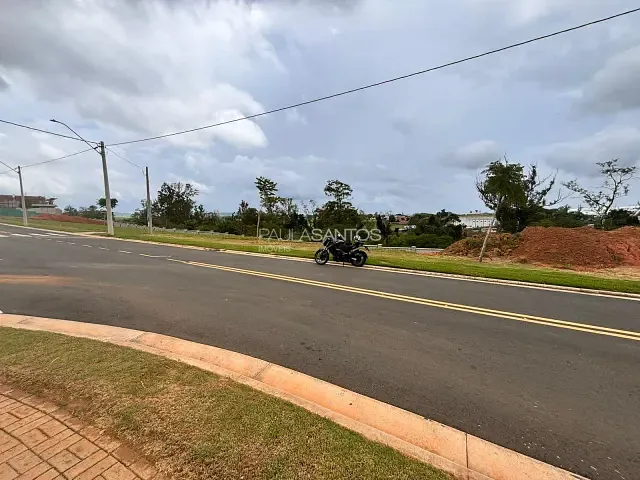 Terreno com 300m², à venda, no bairro Alphaville Nova Esplanada em Votorantim
