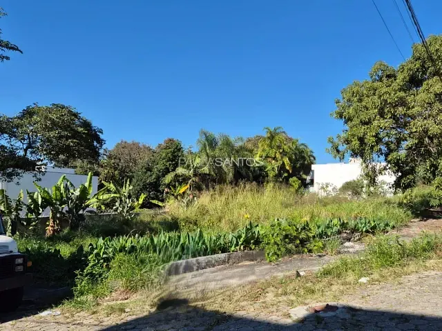 Terreno com 308m², à venda, no bairro Parque Santa Márcia em Votorantim
