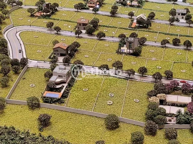 Terreno com 852m², à venda, no bairro Joaquim Egídio em Campinas