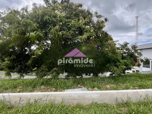 Terreno com 750m², à venda, no bairro Urbanova em São José dos Campos