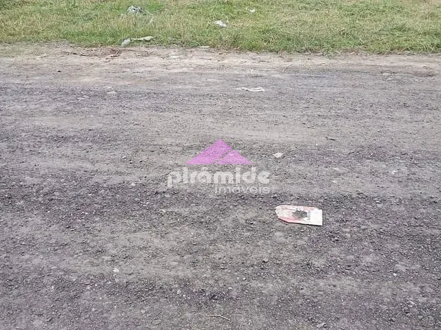 Terreno com 342m², à venda, no bairro Morro do Algodão em Caraguatatuba