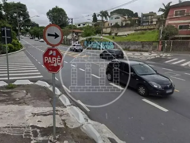 Terreno com 741m², à venda, no bairro Morumbi em São Paulo