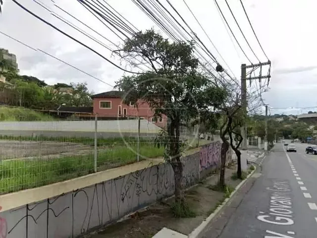 Terreno com 741m², à venda, no bairro Morumbi em São Paulo