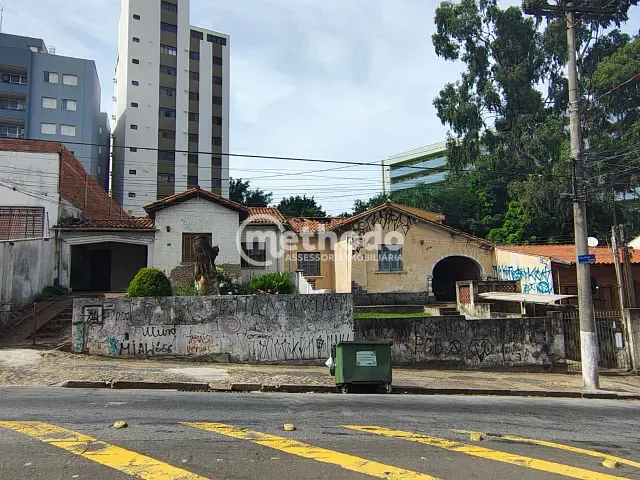 Terreno com 740m², à venda, no bairro Taquaral em Campinas