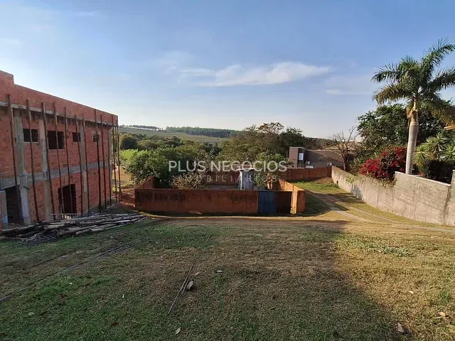 Terreno com 946m², à venda, no bairro Village Ipanema 1 em Araçoiaba da Serra