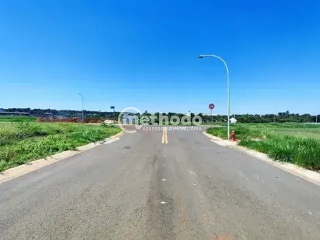 Terreno com 300m², à venda, no bairro Santa Terezinha em Paulínia