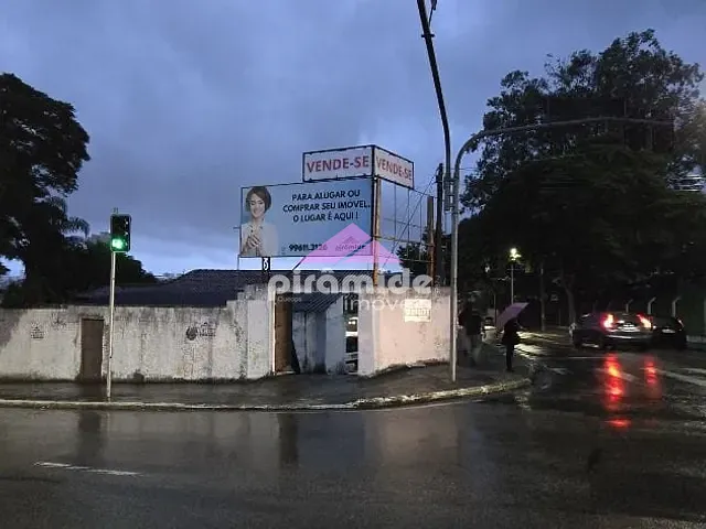 Terreno com 325m², à venda, no bairro Jardim da Granja em São José dos Campos