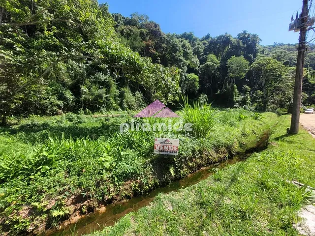 Terreno com 420m², à venda, no bairro Cocanha em Caraguatatuba