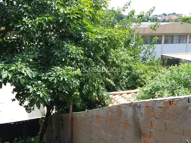 Terreno com 350m², à venda, no bairro Vila Trujillo em Sorocaba